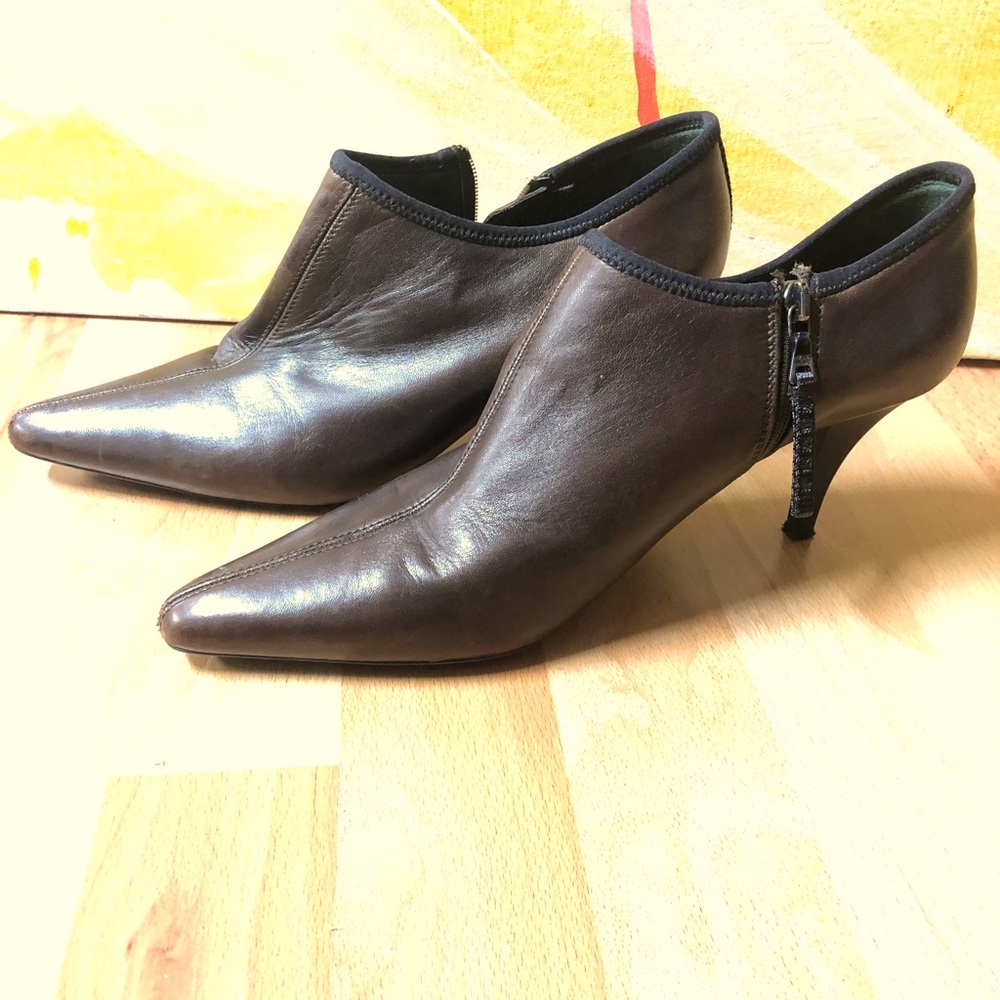 Prada pointed toe kitten heel booties sz 39
